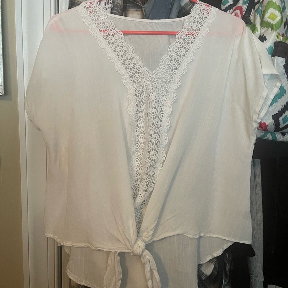 Like new thin sheer-like tye blouse, great for summer and the beach